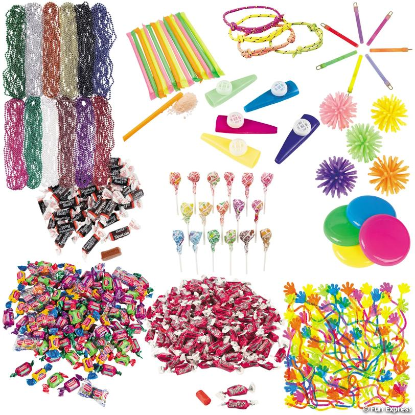 3013 Piece Parade Toy and Candy Assortment